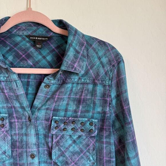 Rock & Republic Blue Studded Lightweight Cotton Flannel Western Button Down - Picture 4 of 7